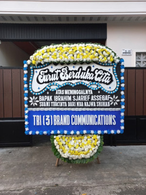 Papan Bunga Duka di Jlegong